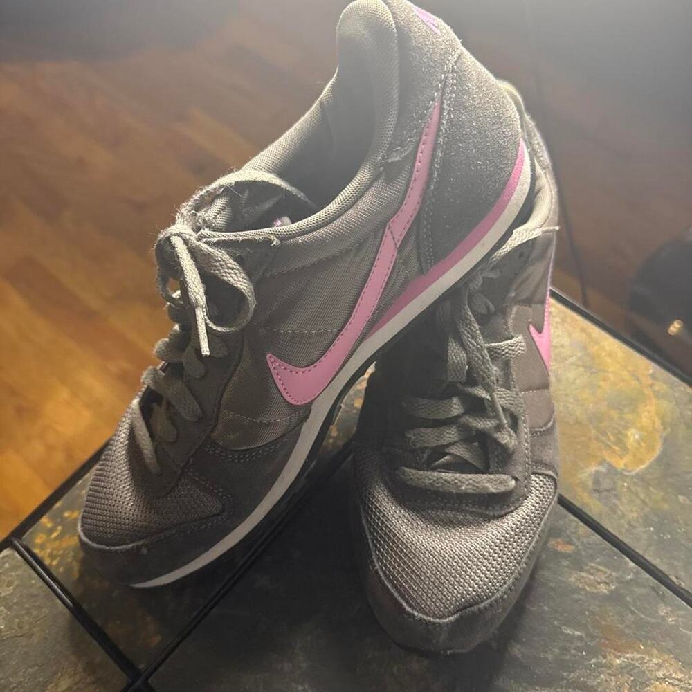 Nike genicco retro sneakers